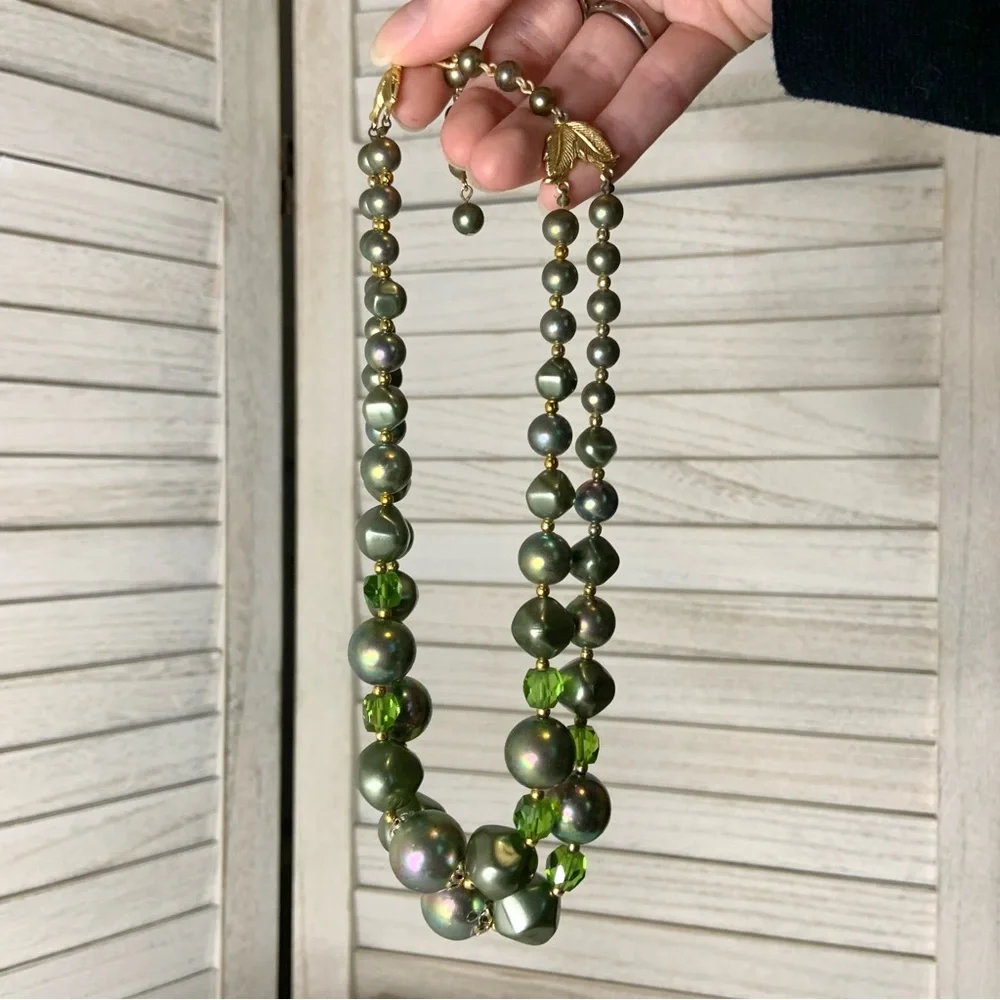 Vintage Japanese Double Strand Chunky Green and Gold Large Beaded Necklace - Picture 3 of 9